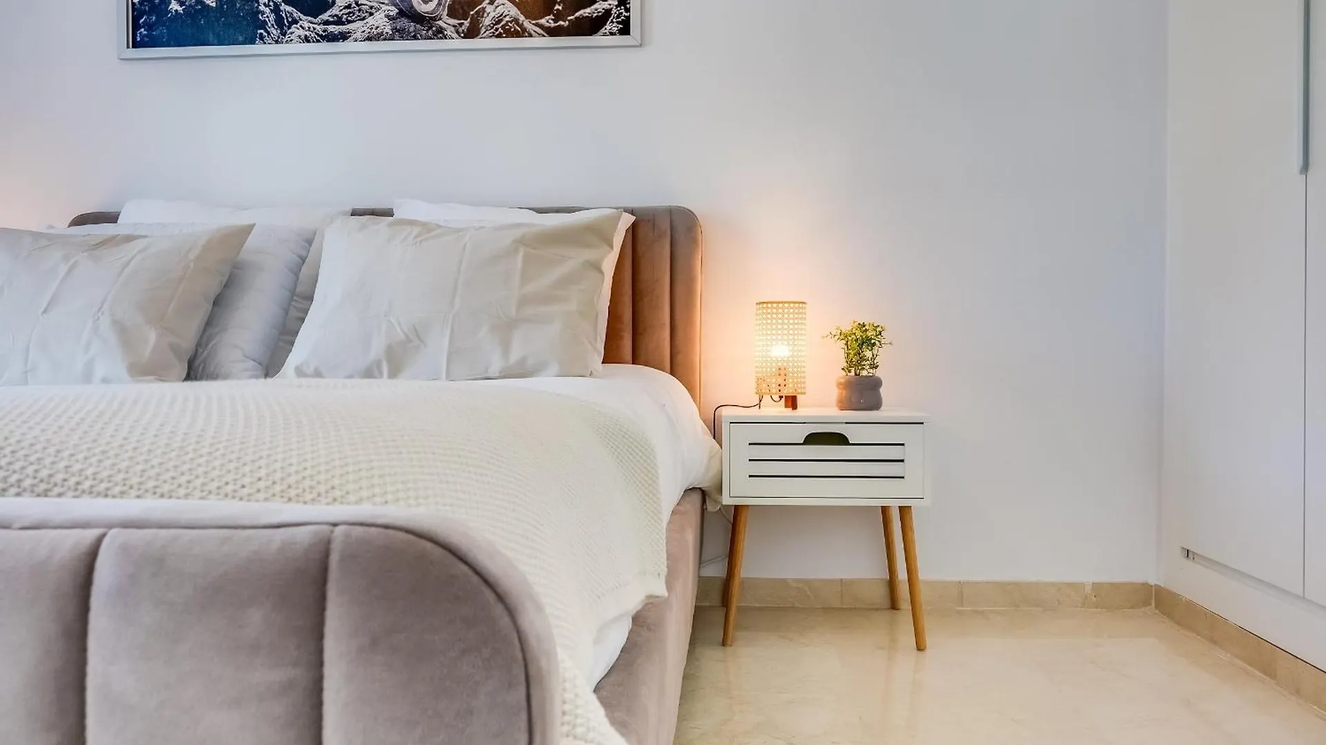 公寓 Heerlijk Appartement Op Loopafstand Van Het Strand 埃斯特波纳